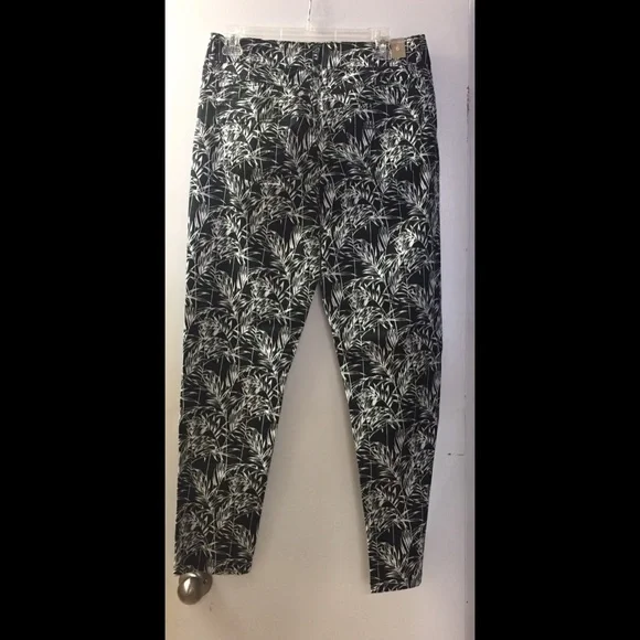 🌟 High Rise Booty Shaper Full Pant - Picture 2 of 5